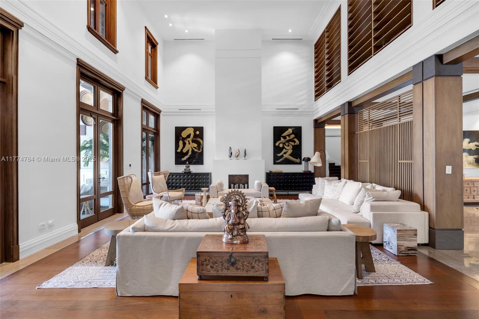 9 Harbor Pt, Key Biscayne FL 33149 — 9