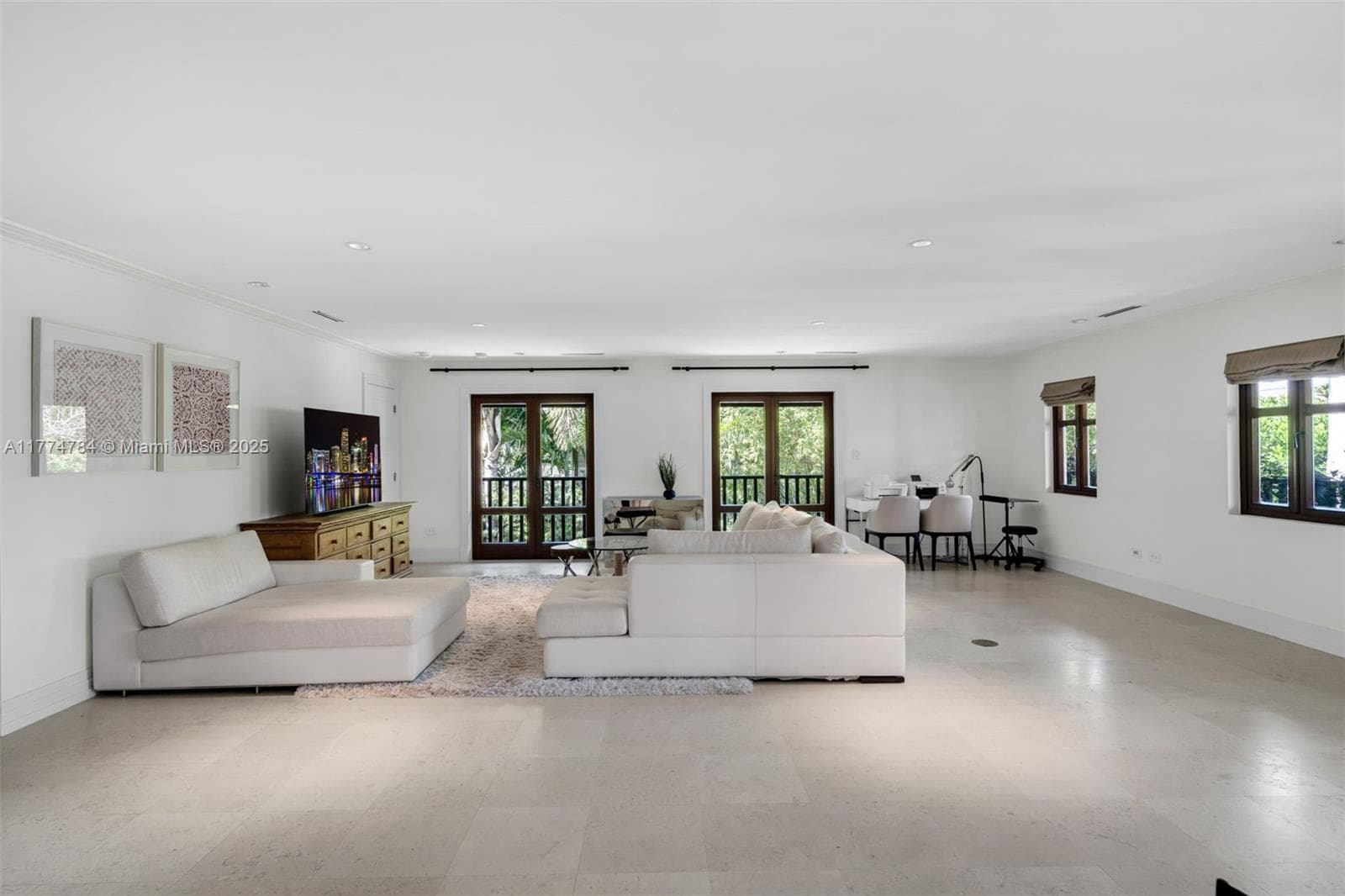 9 Harbor Pt, Key Biscayne FL 33149 — 69