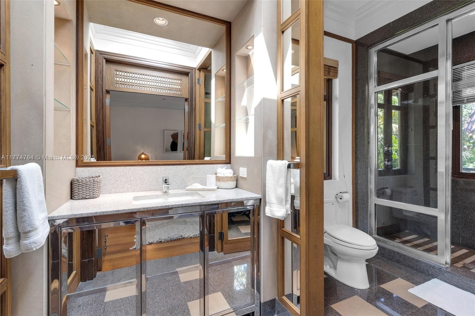 9 Harbor Pt, Key Biscayne FL 33149 — 50