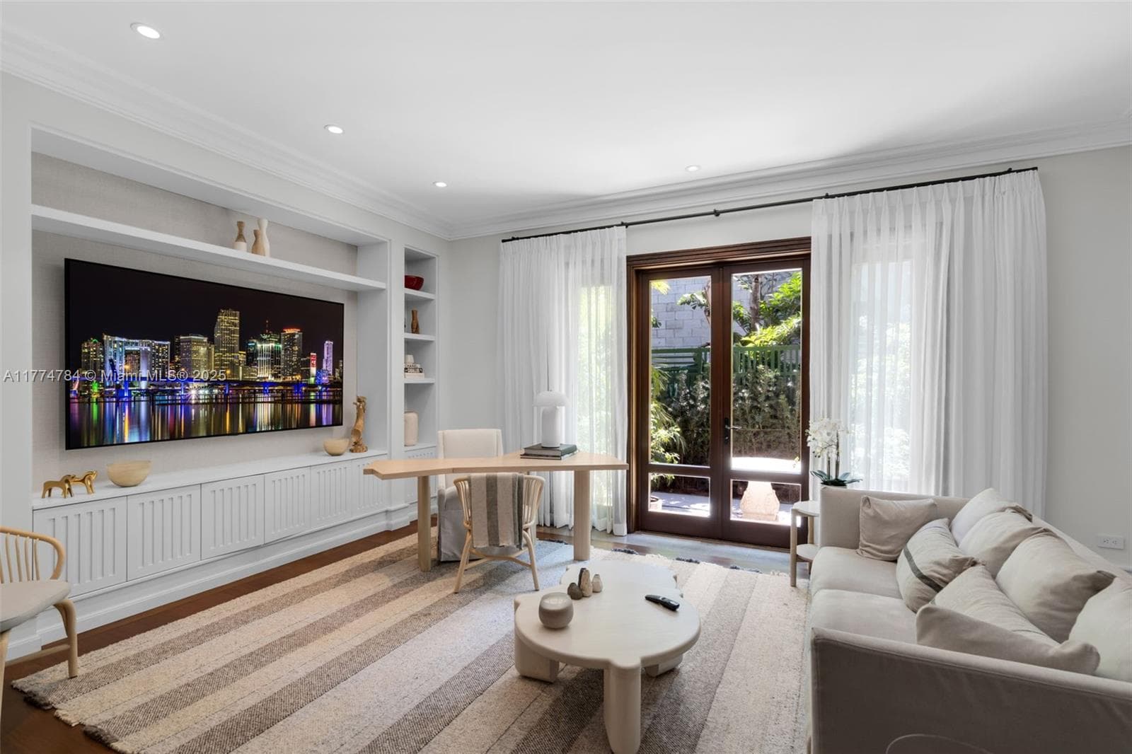 9 Harbor Pt, Key Biscayne FL 33149 — 58