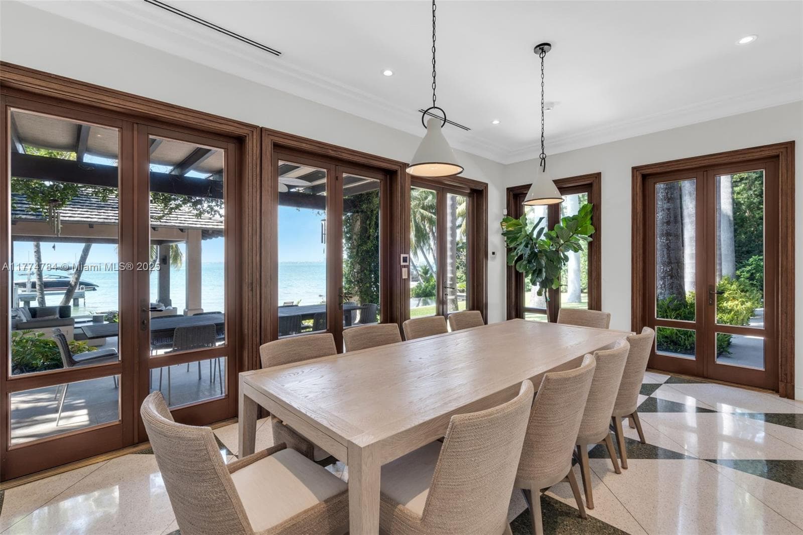 9 Harbor Pt, Key Biscayne FL 33149 — 15