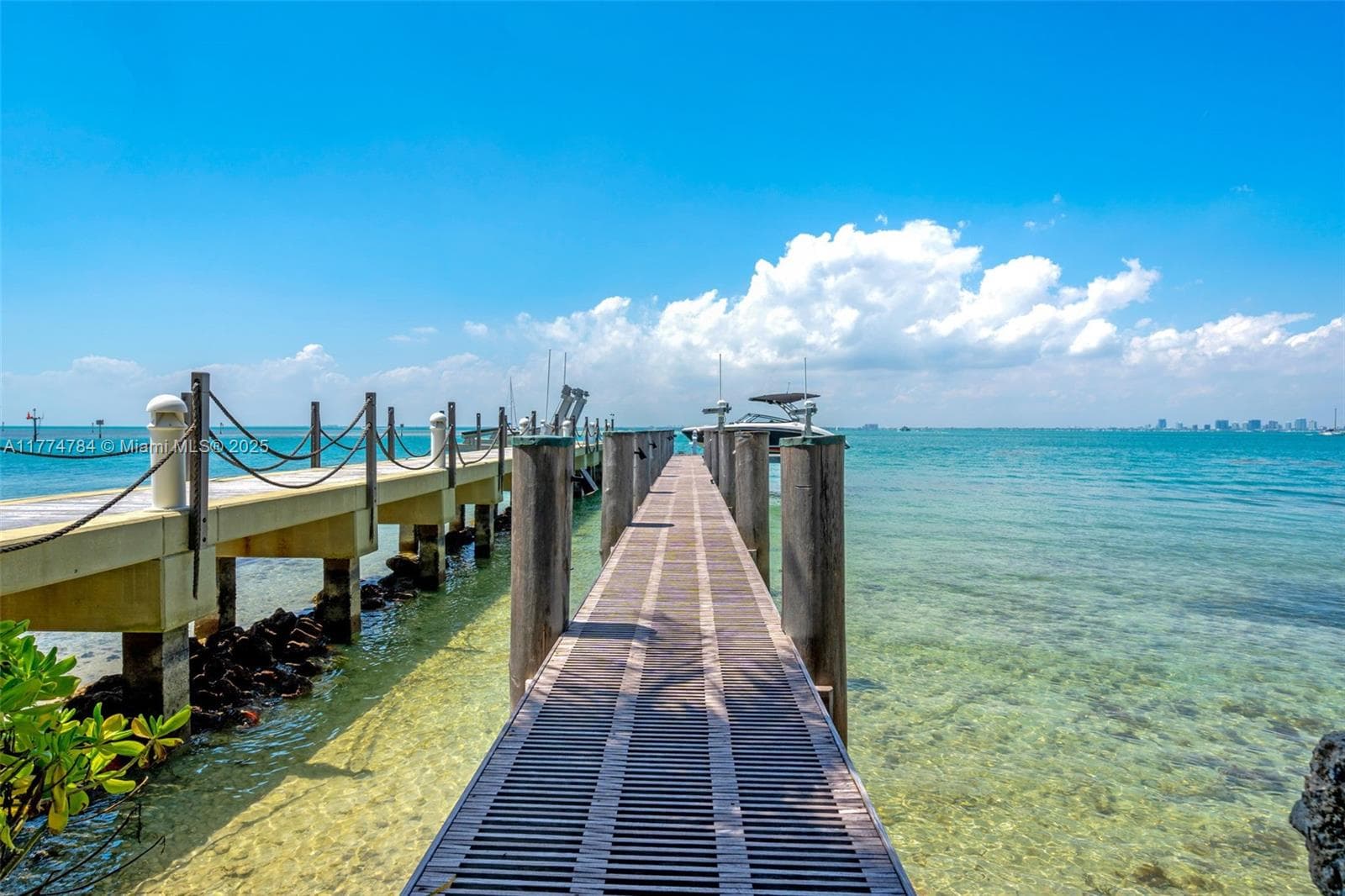 9 Harbor Pt, Key Biscayne FL 33149 — 19