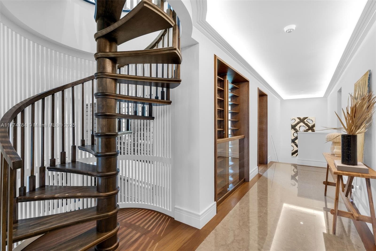 9 Harbor Pt, Key Biscayne FL 33149 — 74