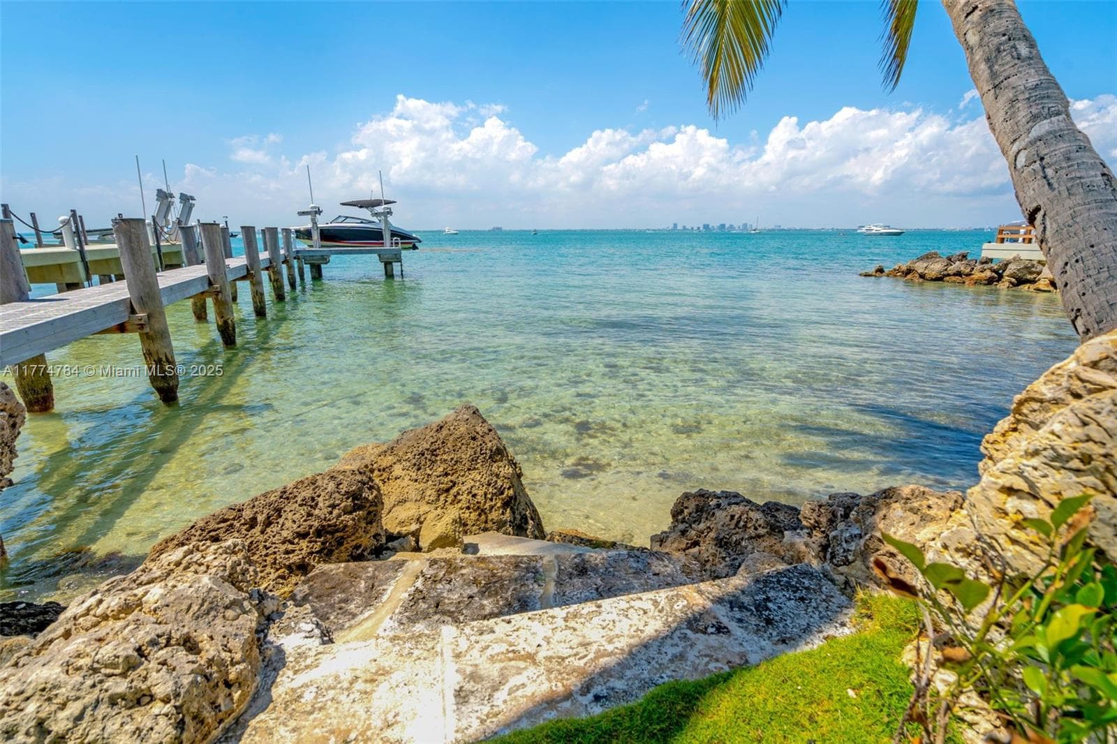 9 Harbor Pt, Key Biscayne FL 33149 — 4