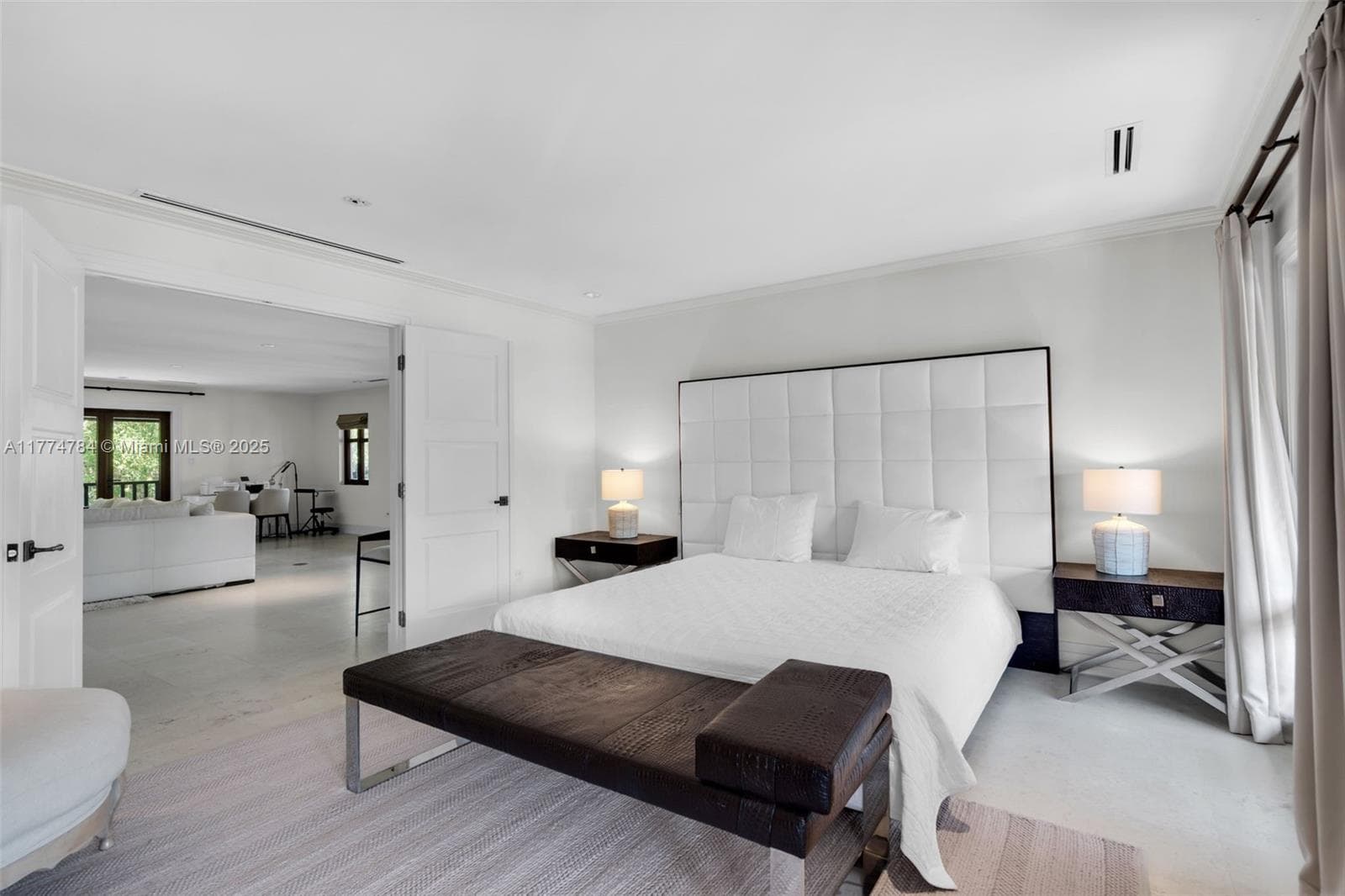 9 Harbor Pt, Key Biscayne FL 33149 — 70