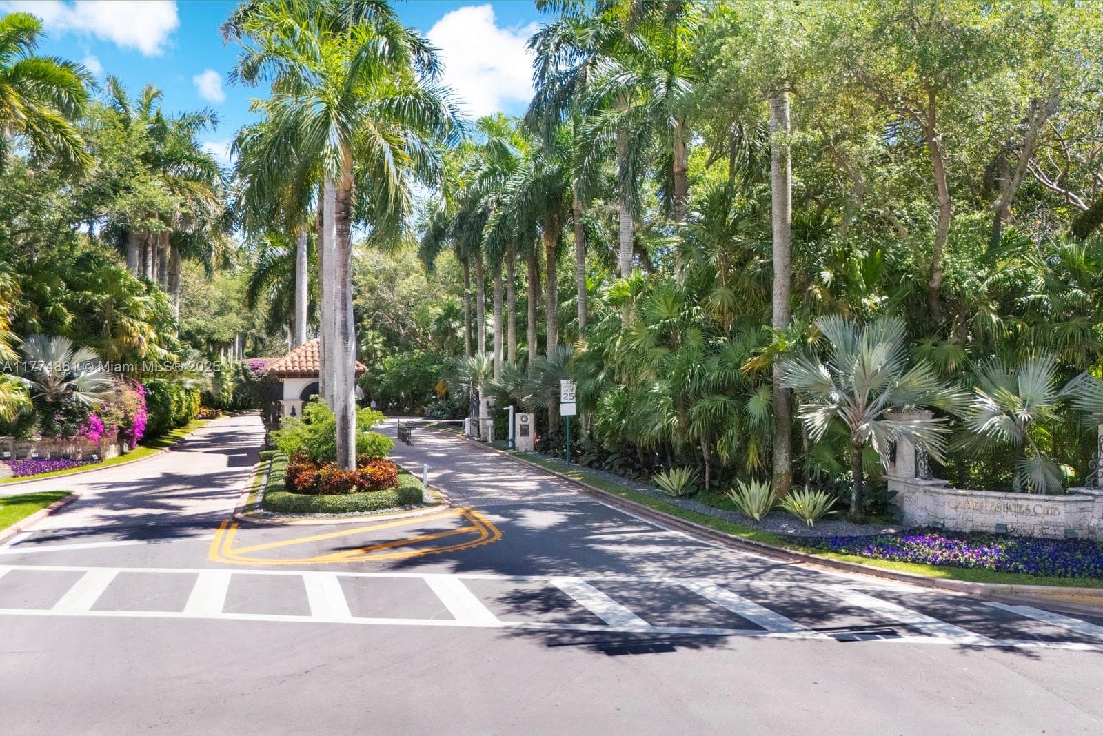 30 Leucadendra Dr, Coral Gables FL 33156 — 13