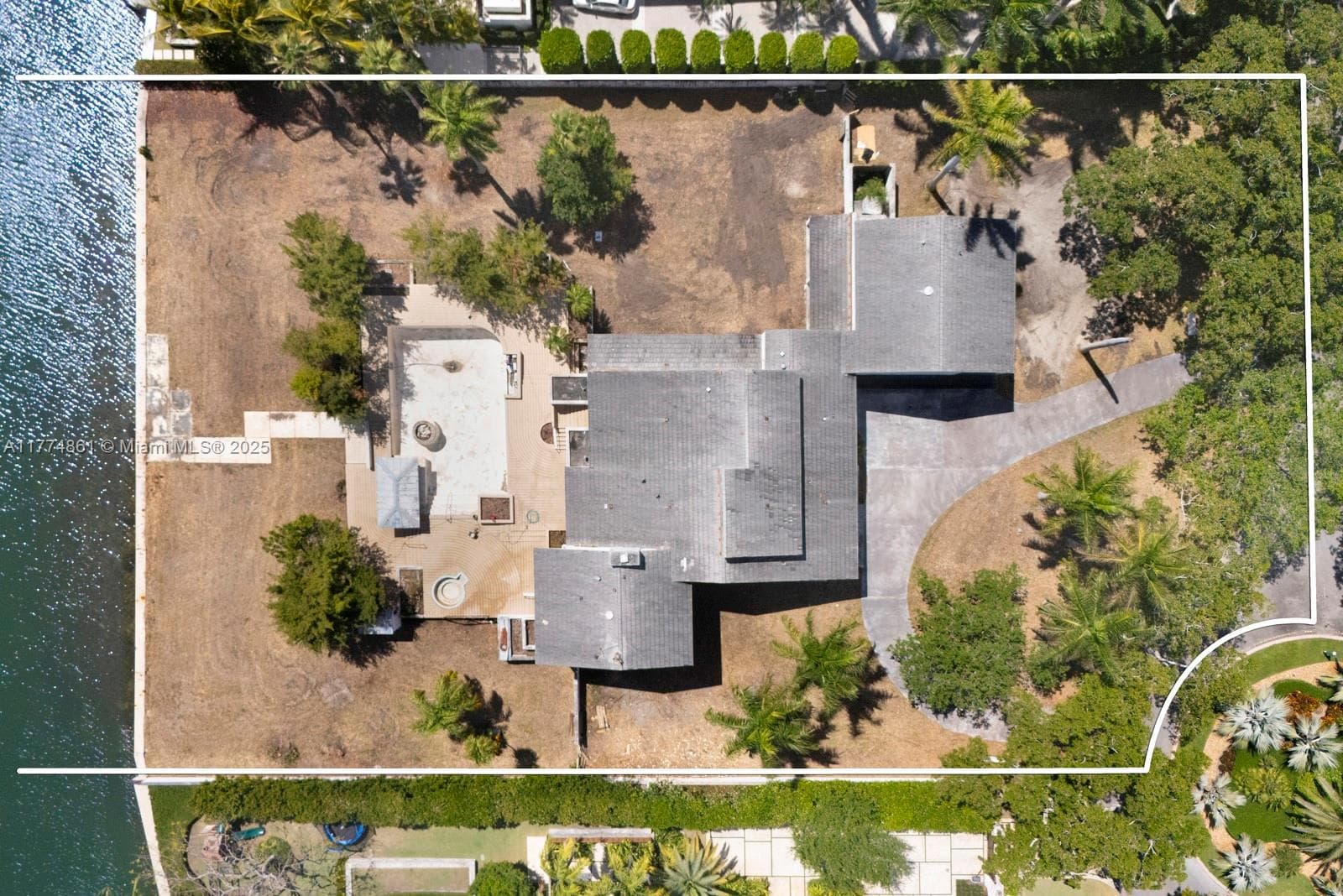 30 Leucadendra Dr, Coral Gables FL 33156 — 12