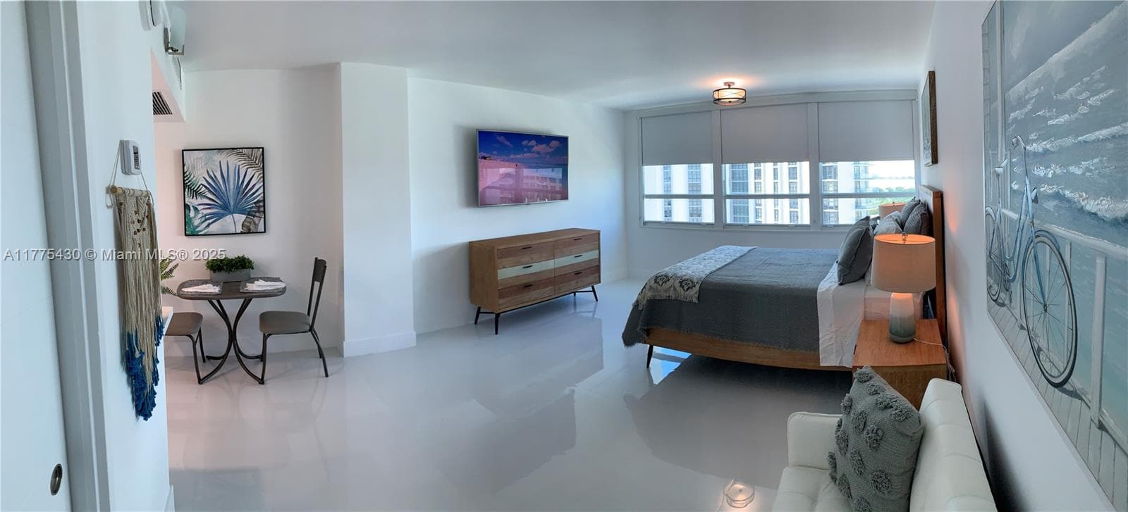 5445 Collins Ave # 1520, Miami Beach FL 33140 — 6
