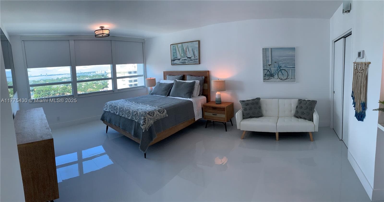 5445 Collins Ave # 1520, Miami Beach FL 33140 — 12
