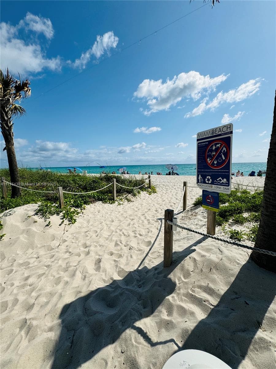 5445 Collins Ave # 1520, Miami Beach FL 33140 — 38
