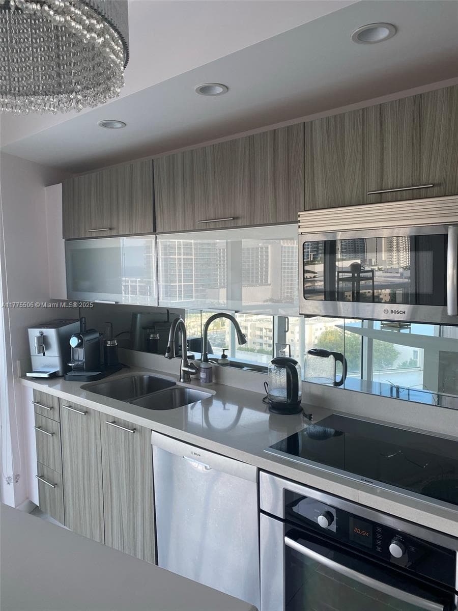 6700 Indian Creek Dr # 1201, Miami Beach FL 33141 — 5
