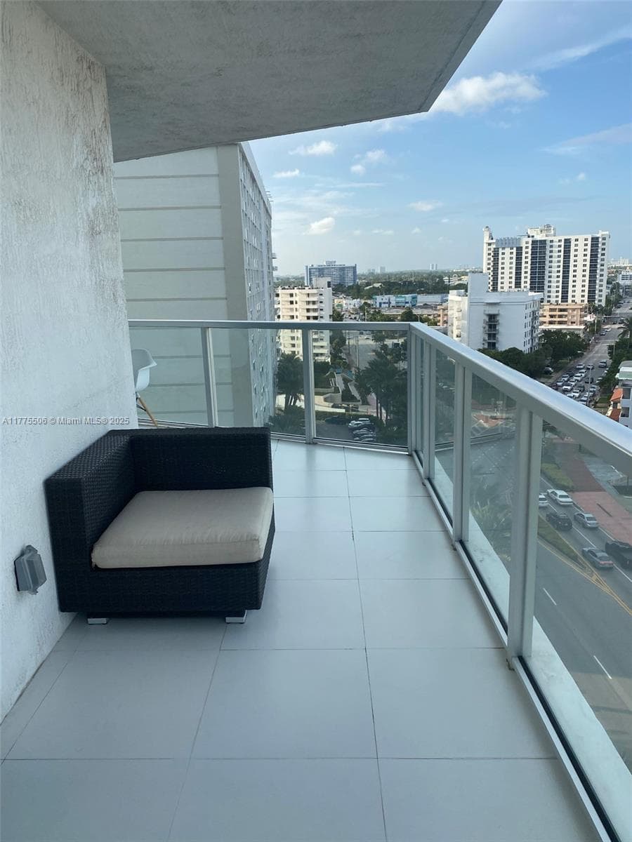 6700 Indian Creek Dr # 1201, Miami Beach FL 33141 — 8
