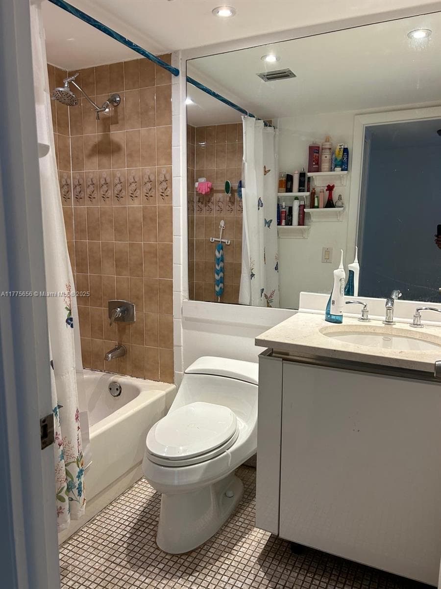 17890 W Dixie Highway # 714, North Miami Beach FL 33160 — 10