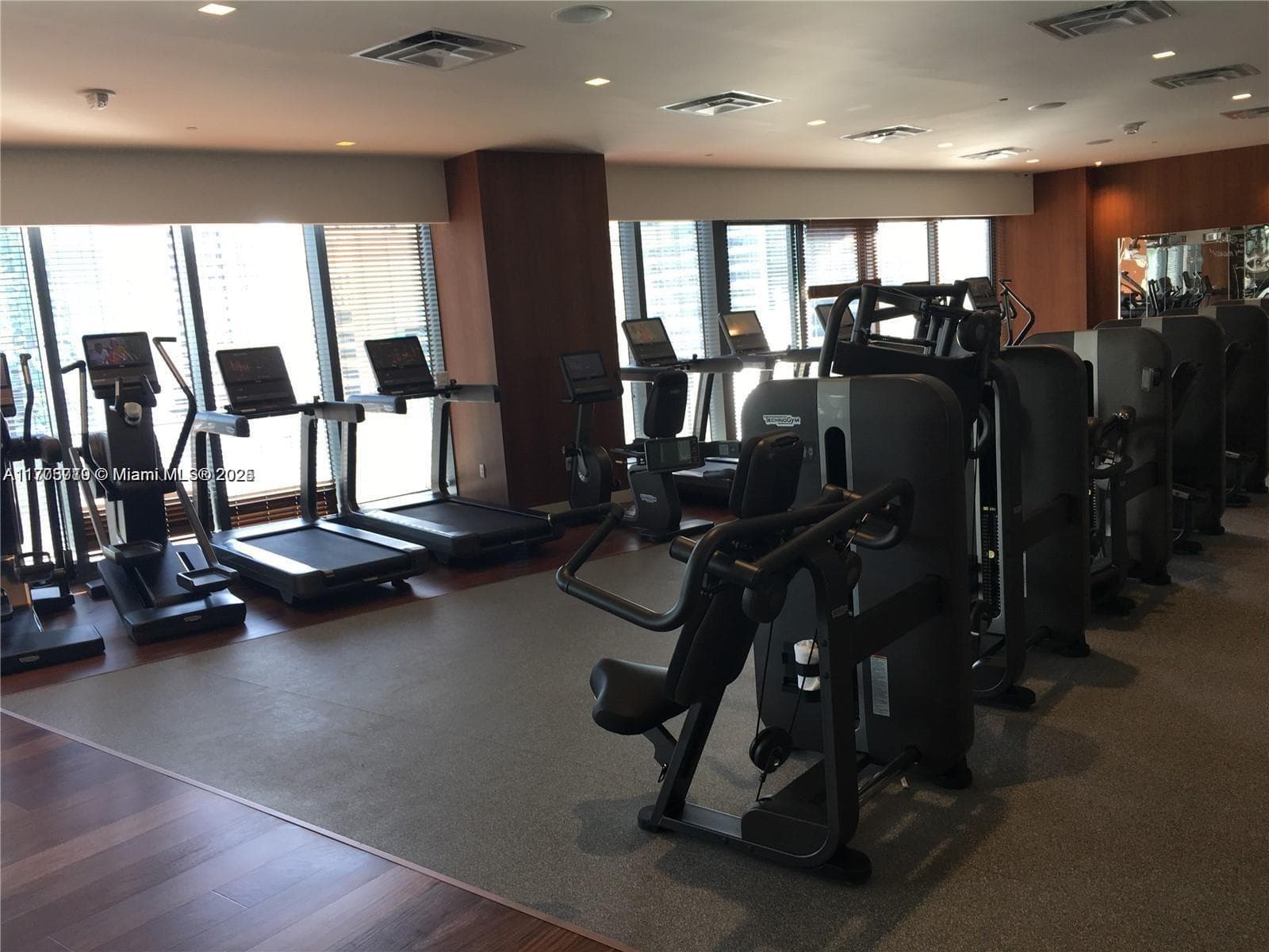 1300 S Miami Ave # 4411, Miami FL 33130 — 26