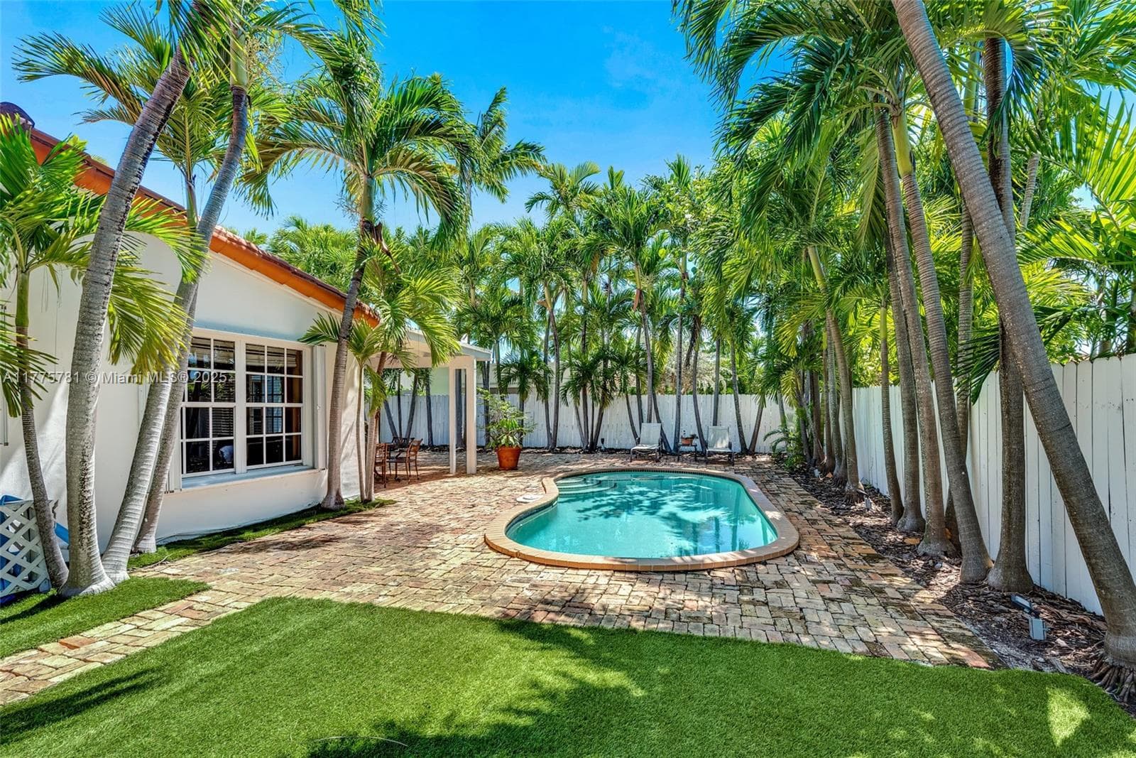 250 Greenwood Drive, Key Biscayne FL 33149 — 22