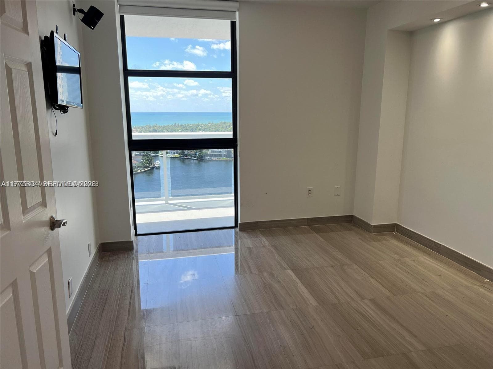 20505 E Country Club Dr # 2034, Aventura FL 33180 — 20