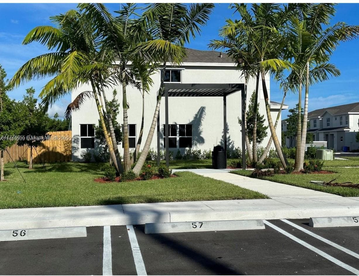 305 NE 1st Dr # 305, Florida City FL 33034 — 1