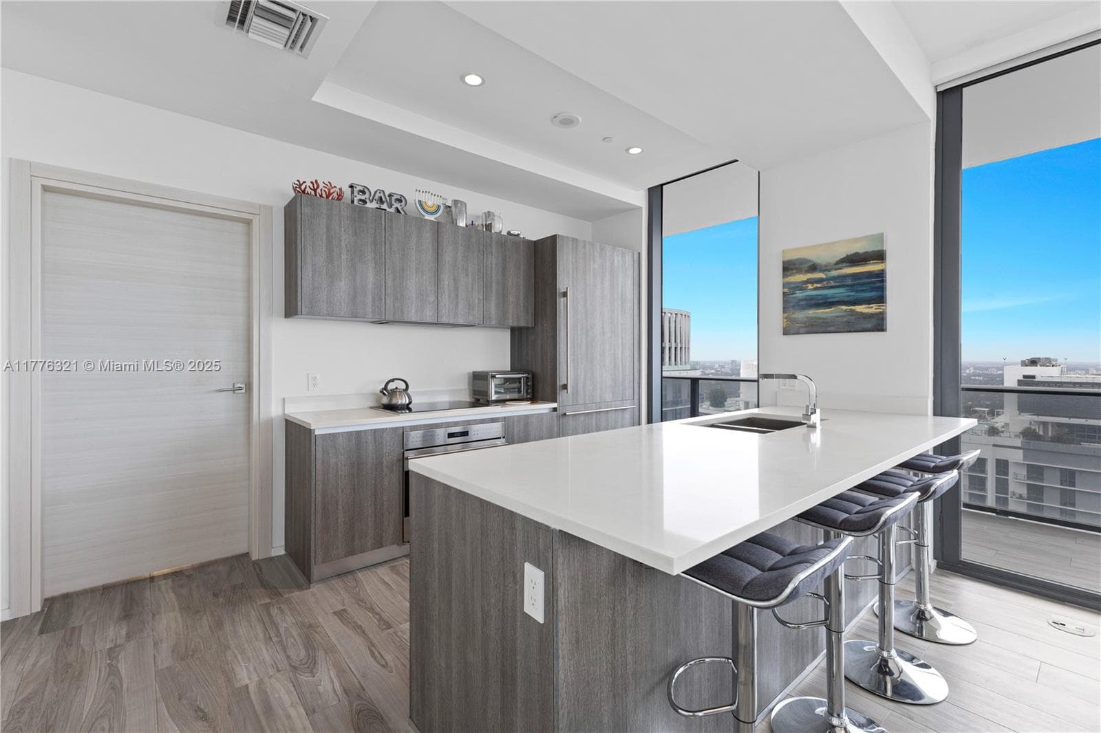 801 S Miami Ave # 5209, Miami FL 33130 — 6