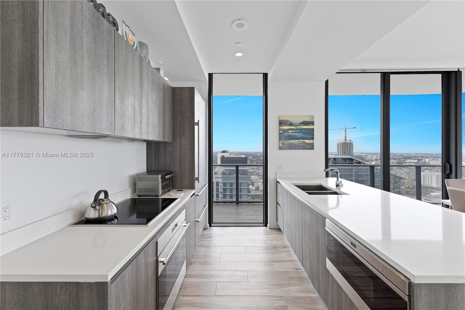 801 S Miami Ave # 5209, Miami FL 33130 — 13