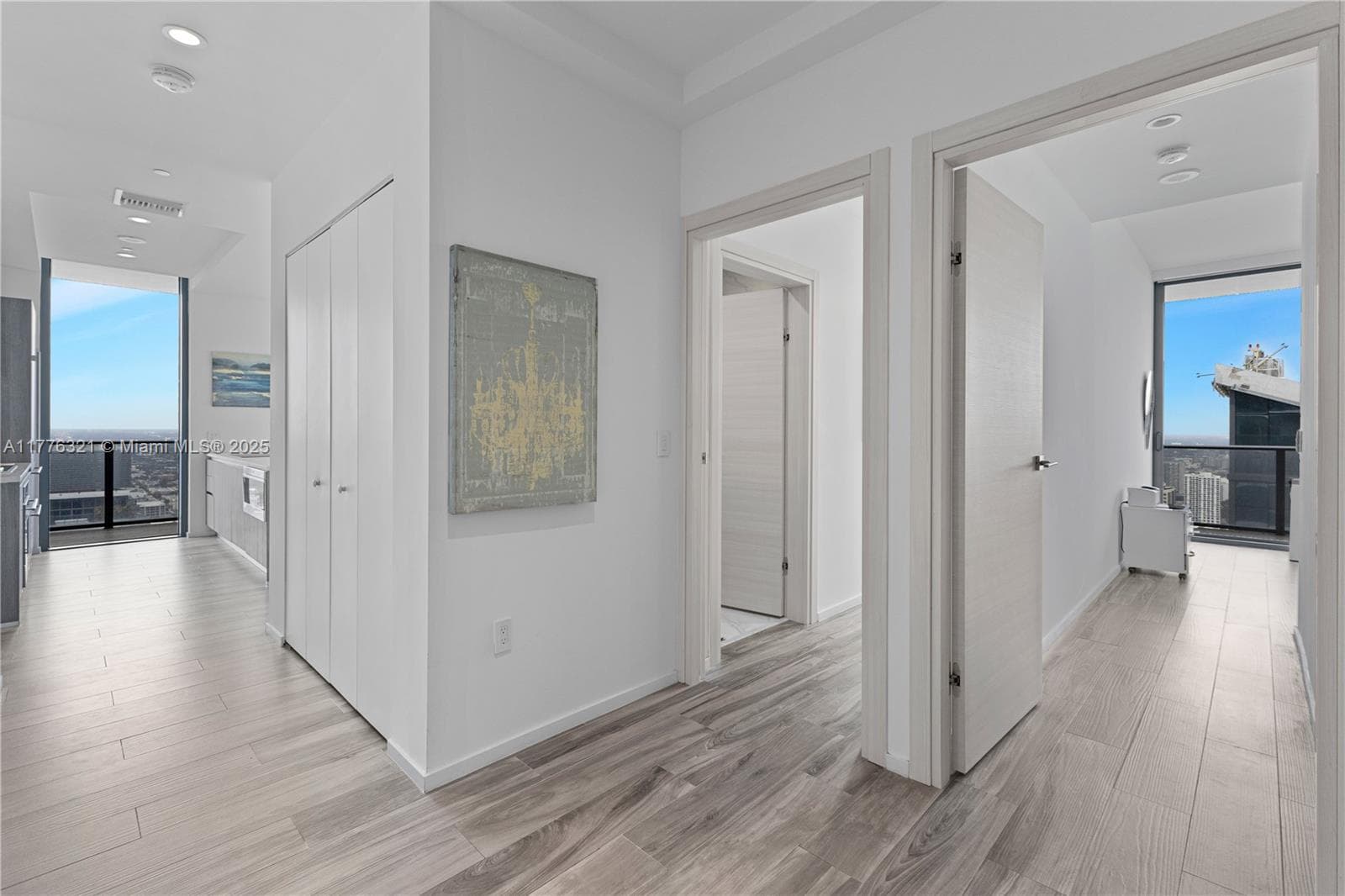 801 S Miami Ave # 5209, Miami FL 33130 — 30