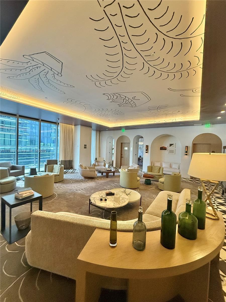 801 S Miami Ave # 5209, Miami FL 33130 — 38