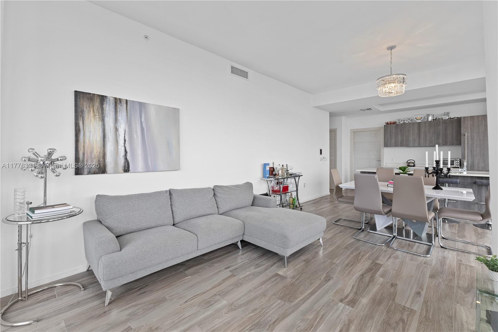 801 S Miami Ave # 5209, Miami FL 33130 — 11