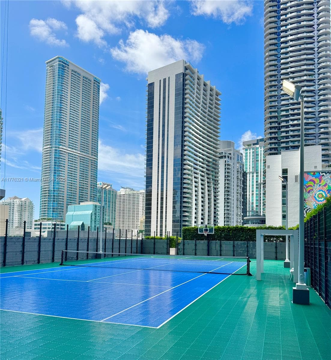 801 S Miami Ave # 5209, Miami FL 33130 — 40
