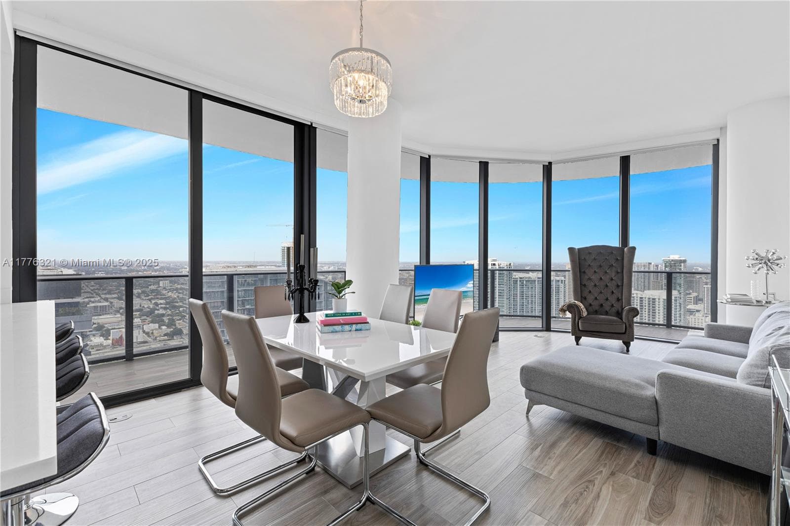801 S Miami Ave # 5209, Miami FL 33130 — 4