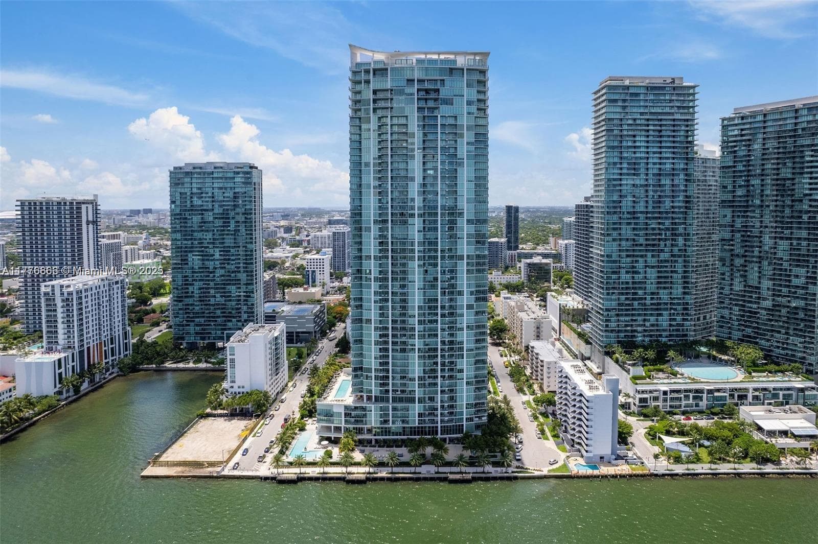 2900 NE 7th Ave # 901, Miami FL 33137 — 26