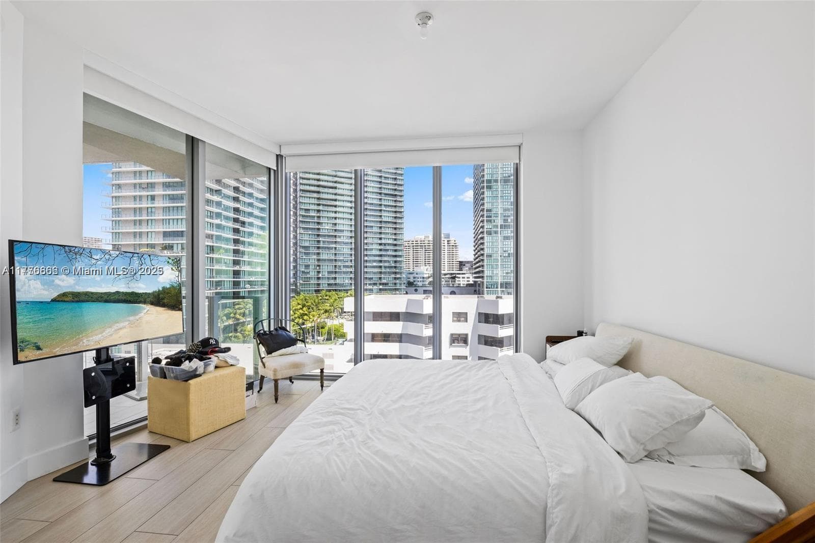 2900 NE 7th Ave # 901, Miami FL 33137 — 18