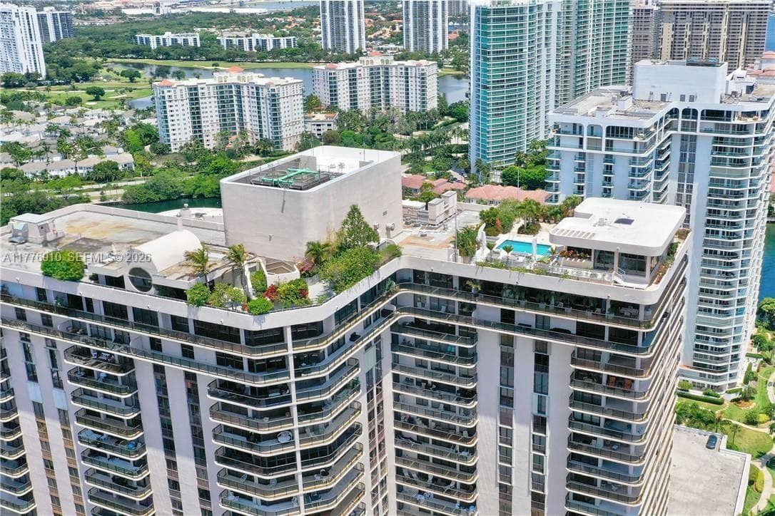 19667 Turnberry Way # 3F, Aventura FL 33180 — 18
