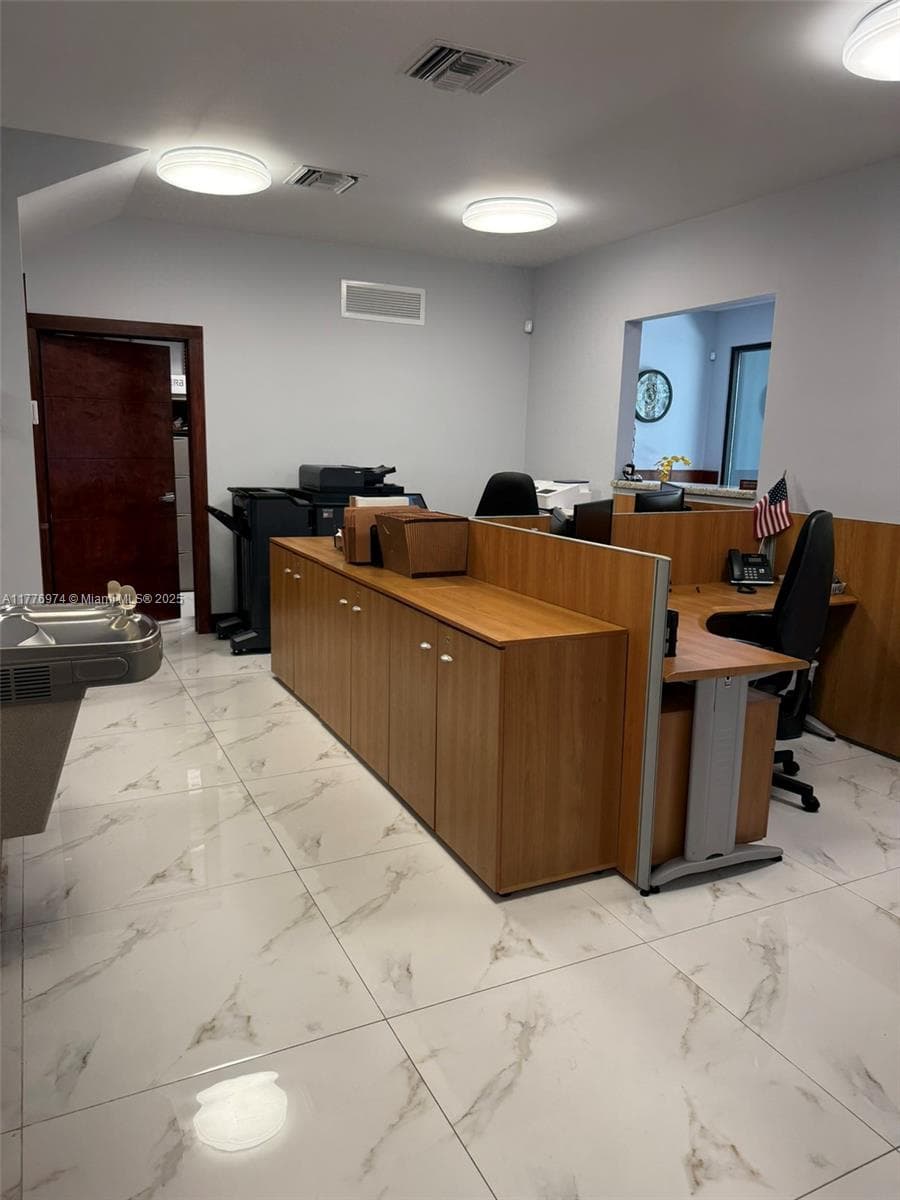 16 SW 1st Ave, Miami FL 33130 — 6