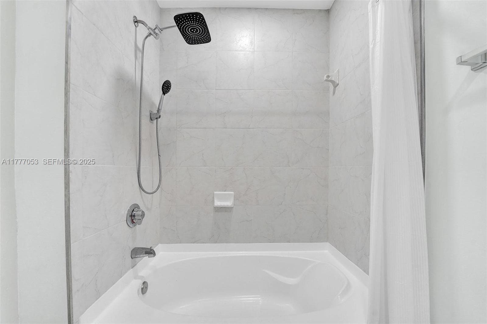 234 NE 3rd St # 2202, Miami FL 33132 — 20