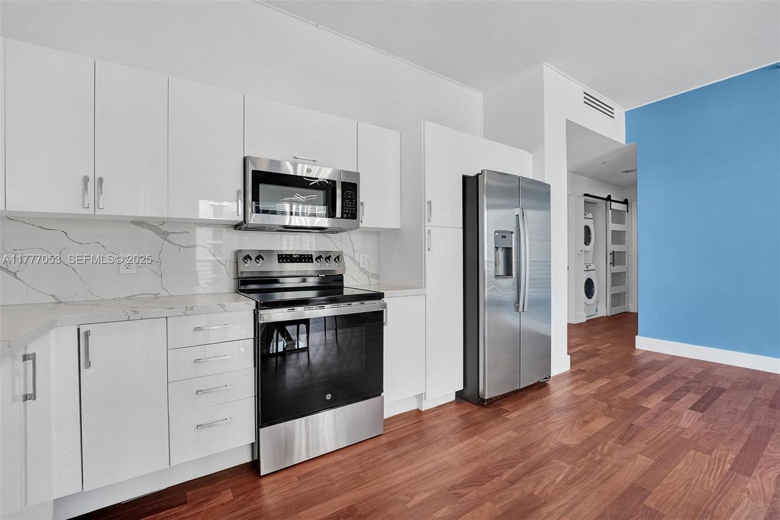 234 NE 3rd St # 2202, Miami FL 33132 — 10