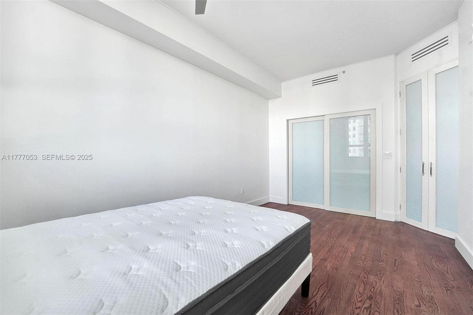 234 NE 3rd St # 2202, Miami FL 33132 — 18