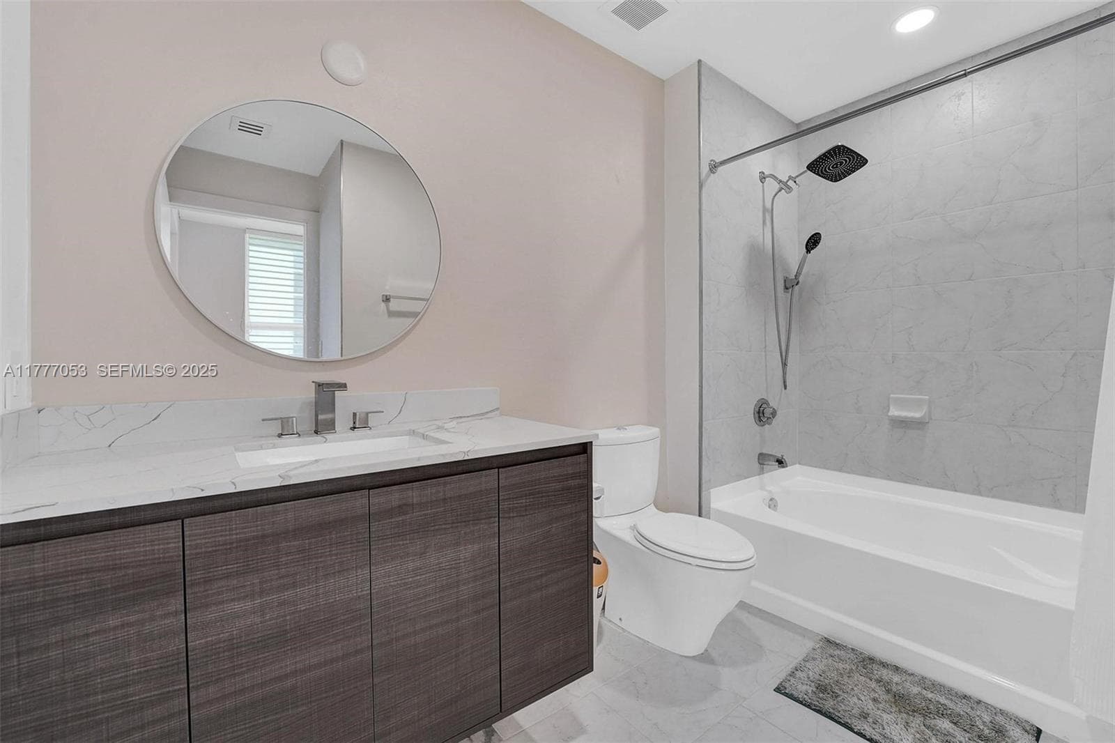 234 NE 3rd St # 2202, Miami FL 33132 — 15