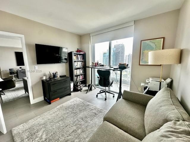 92 SW 3rd St # 4104, Miami FL 33130 — 6