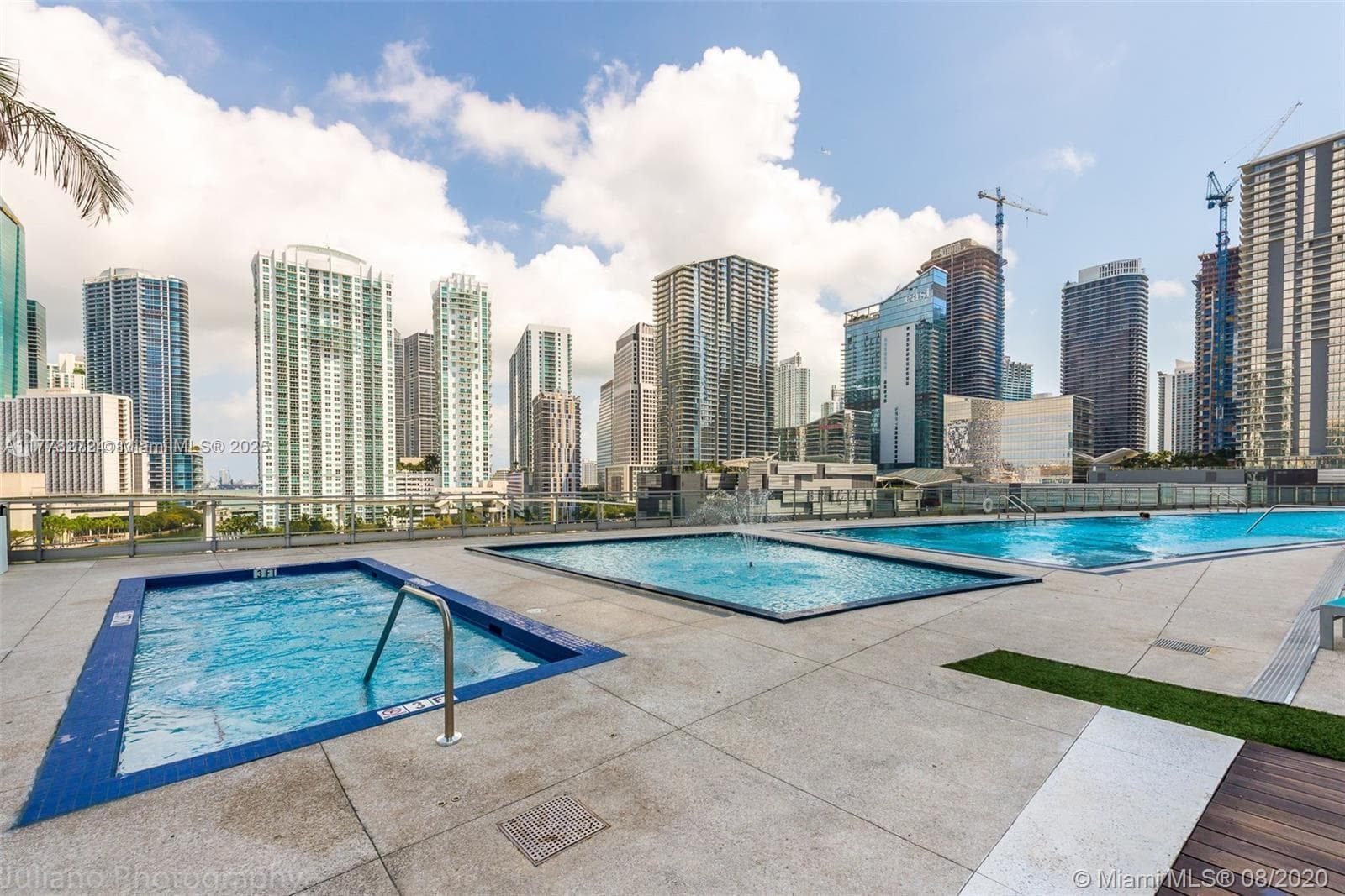 92 SW 3rd St # 4104, Miami FL 33130 — 34