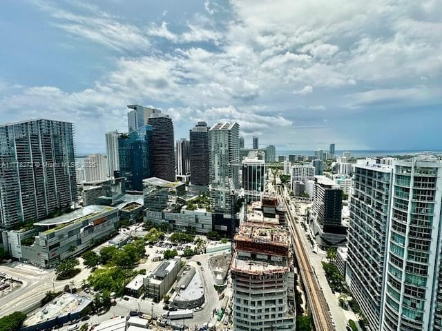 92 SW 3rd St # 4104, Miami FL 33130 — 14