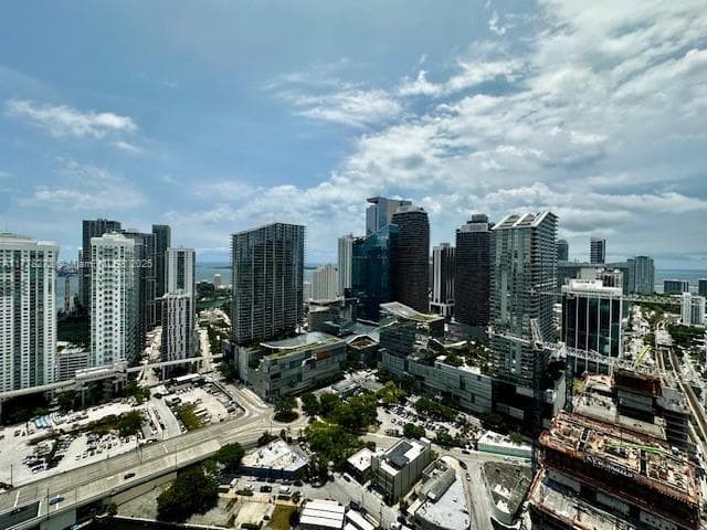 92 SW 3rd St # 4104, Miami FL 33130 — 15