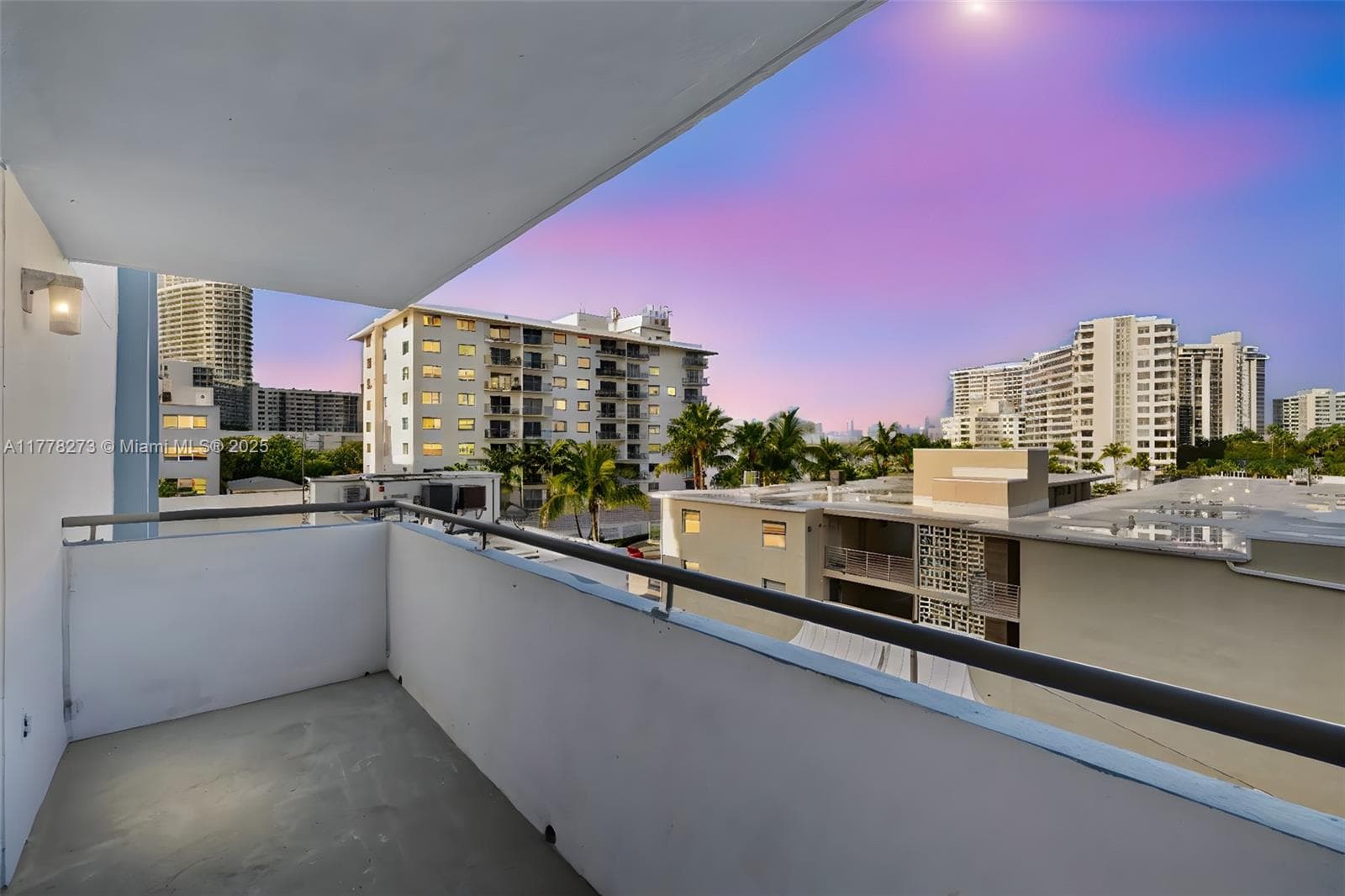1658 Bay Rd # 504, Miami Beach FL 33139 — 13