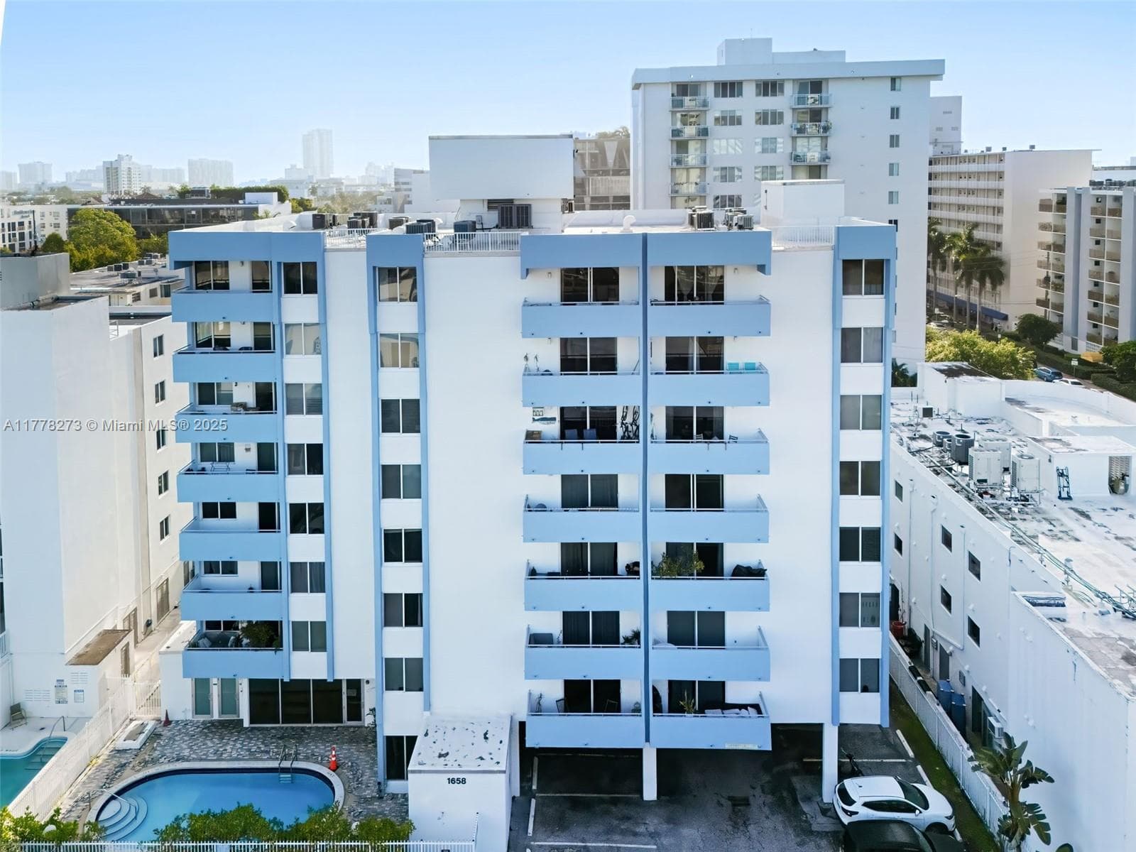 1658 Bay Rd # 504, Miami Beach FL 33139 — 14