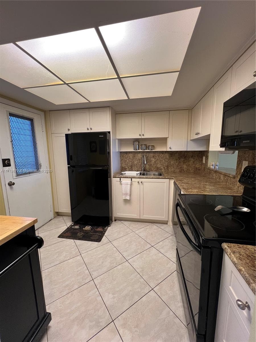 18555 NE 14th Ave # 516, Miami FL 33179 — 6