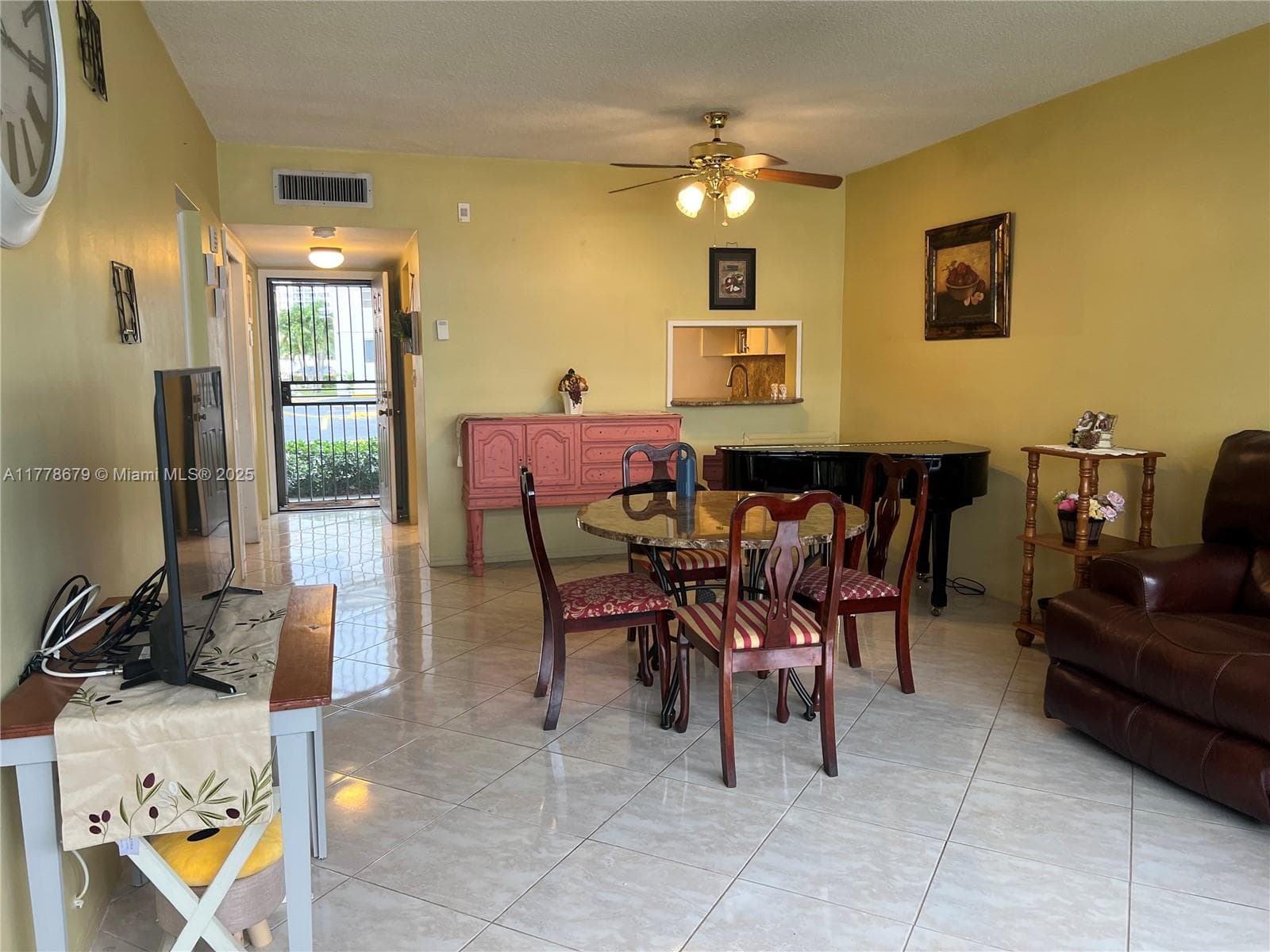 18555 NE 14th Ave # 516, Miami FL 33179 — 9