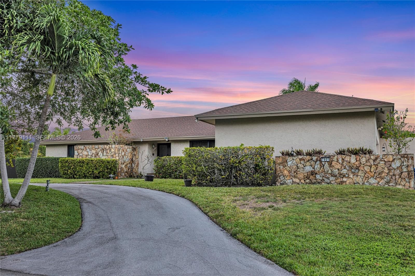 7801 SW 170th St, Palmetto Bay FL 33157 — 3