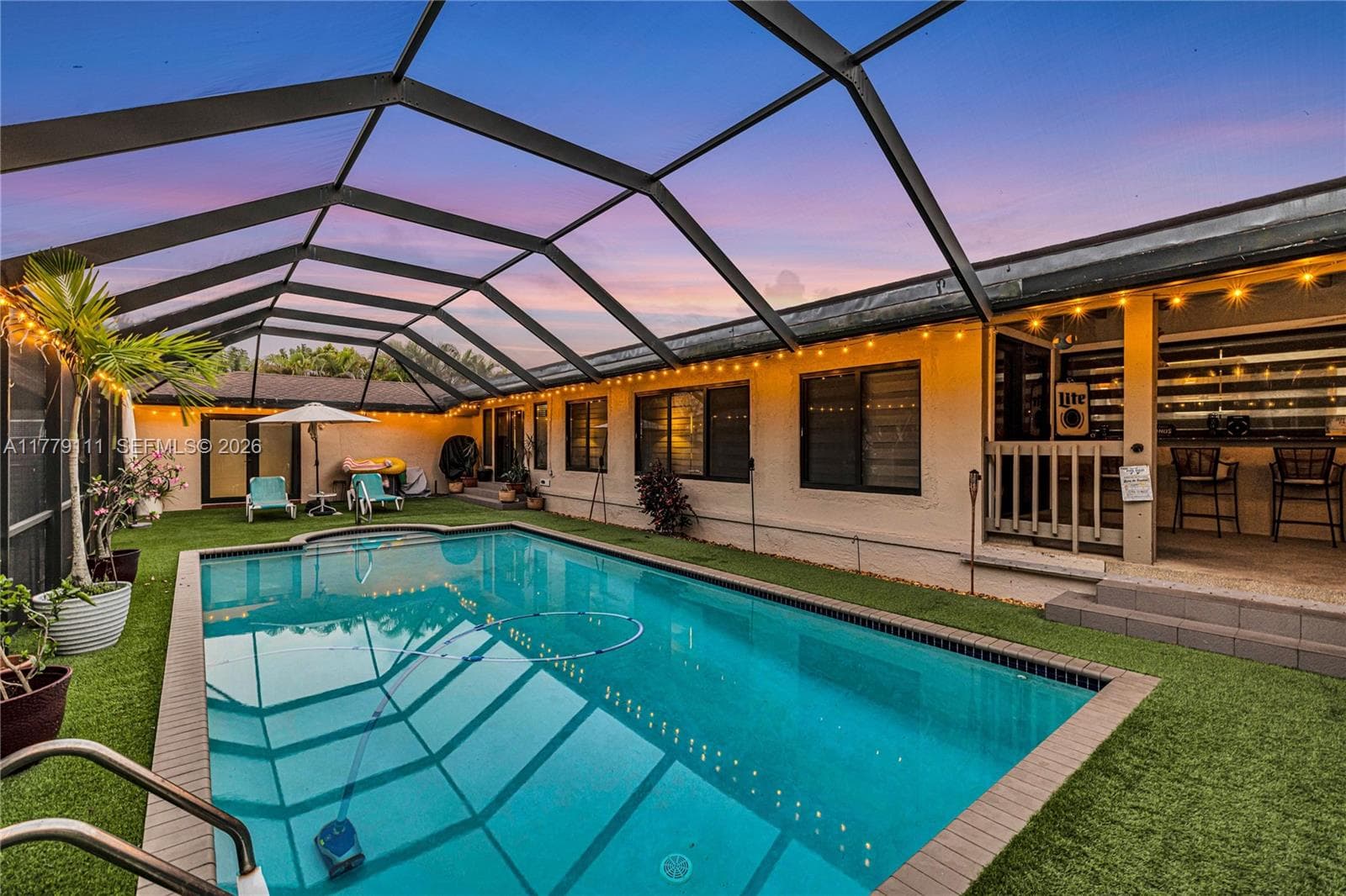 7801 SW 170th St, Palmetto Bay FL 33157 — 9