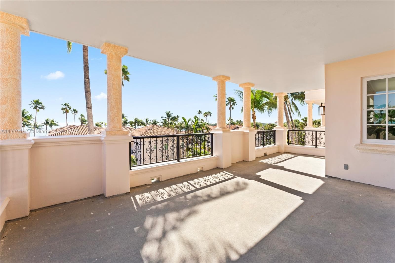 19133 Fisher Island Dr # 19133, Miami Beach FL 33109 — 32