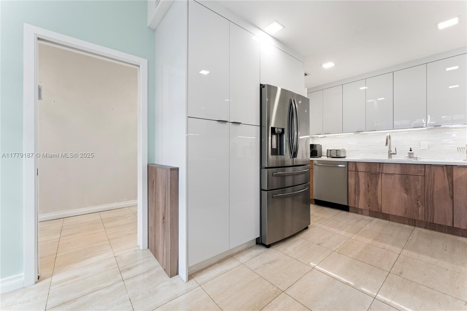19133 Fisher Island Dr # 19133, Miami Beach FL 33109 — 18