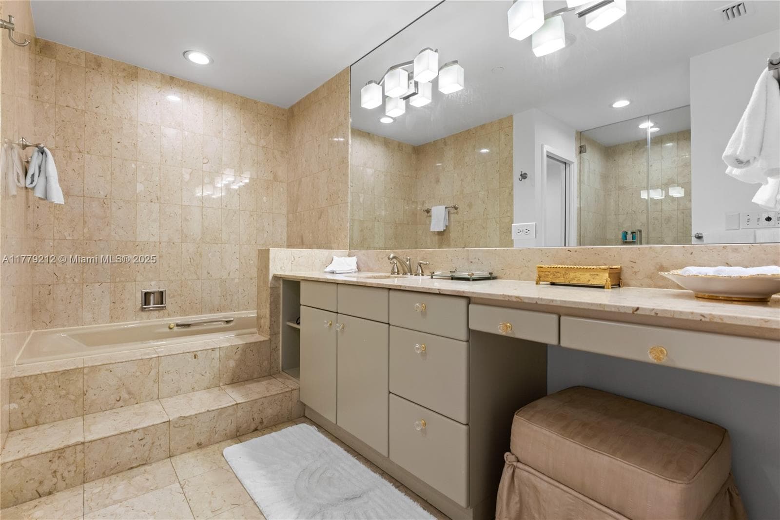 19112 Fisher Island Dr # 19112, Miami Beach FL 33109 — 13