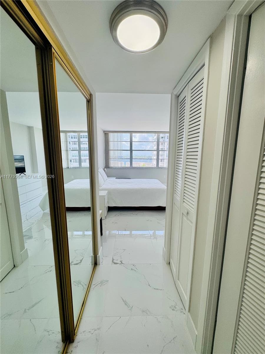 18071 Biscayne Blvd # 1503, Aventura FL 33160 — 23